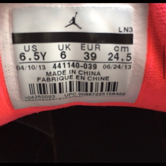 Nike Air Jordan 3 Retro GS Joker Shoes - Picture 7 of 10